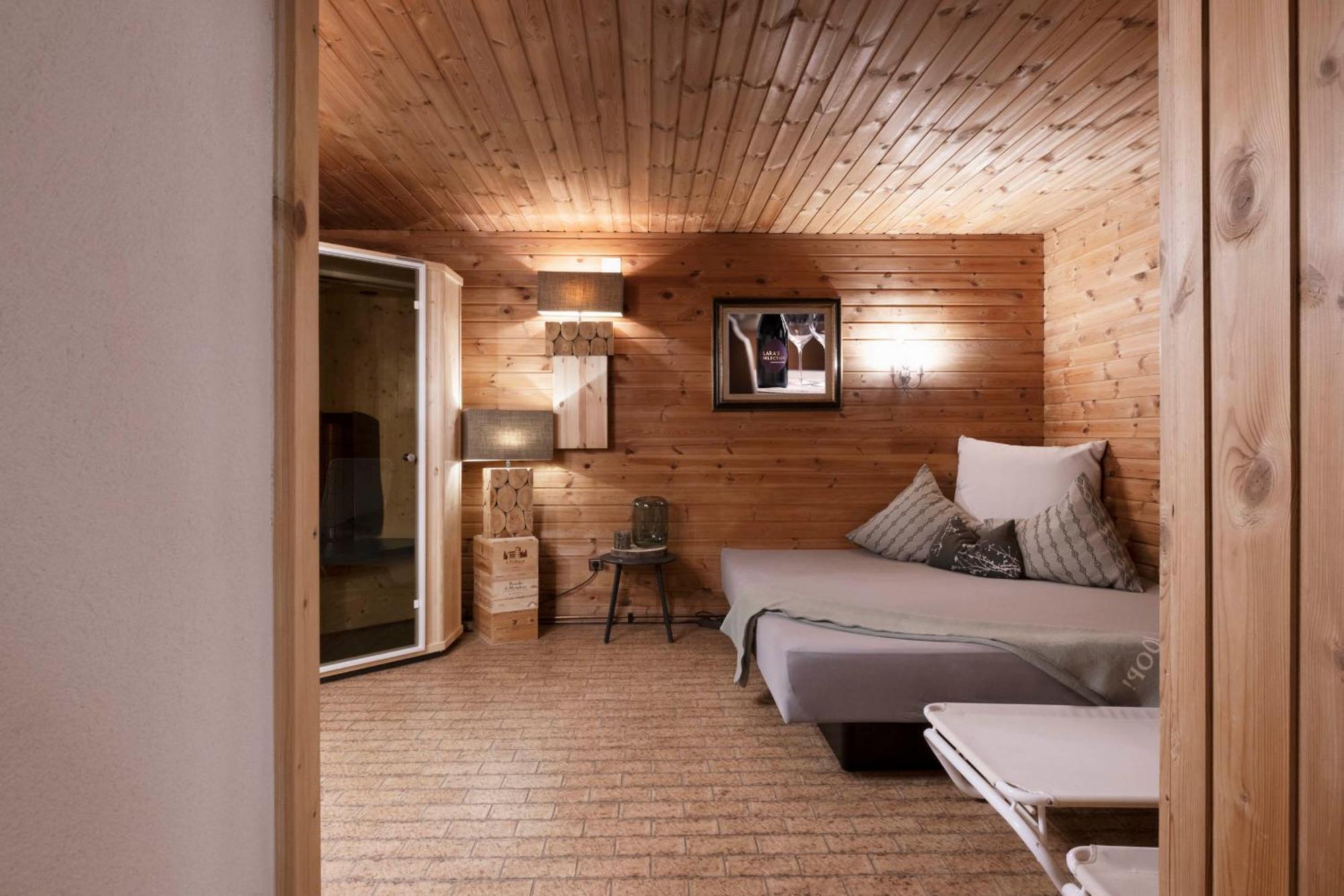 Hotel Alpenstolz 미에더스 외부 사진