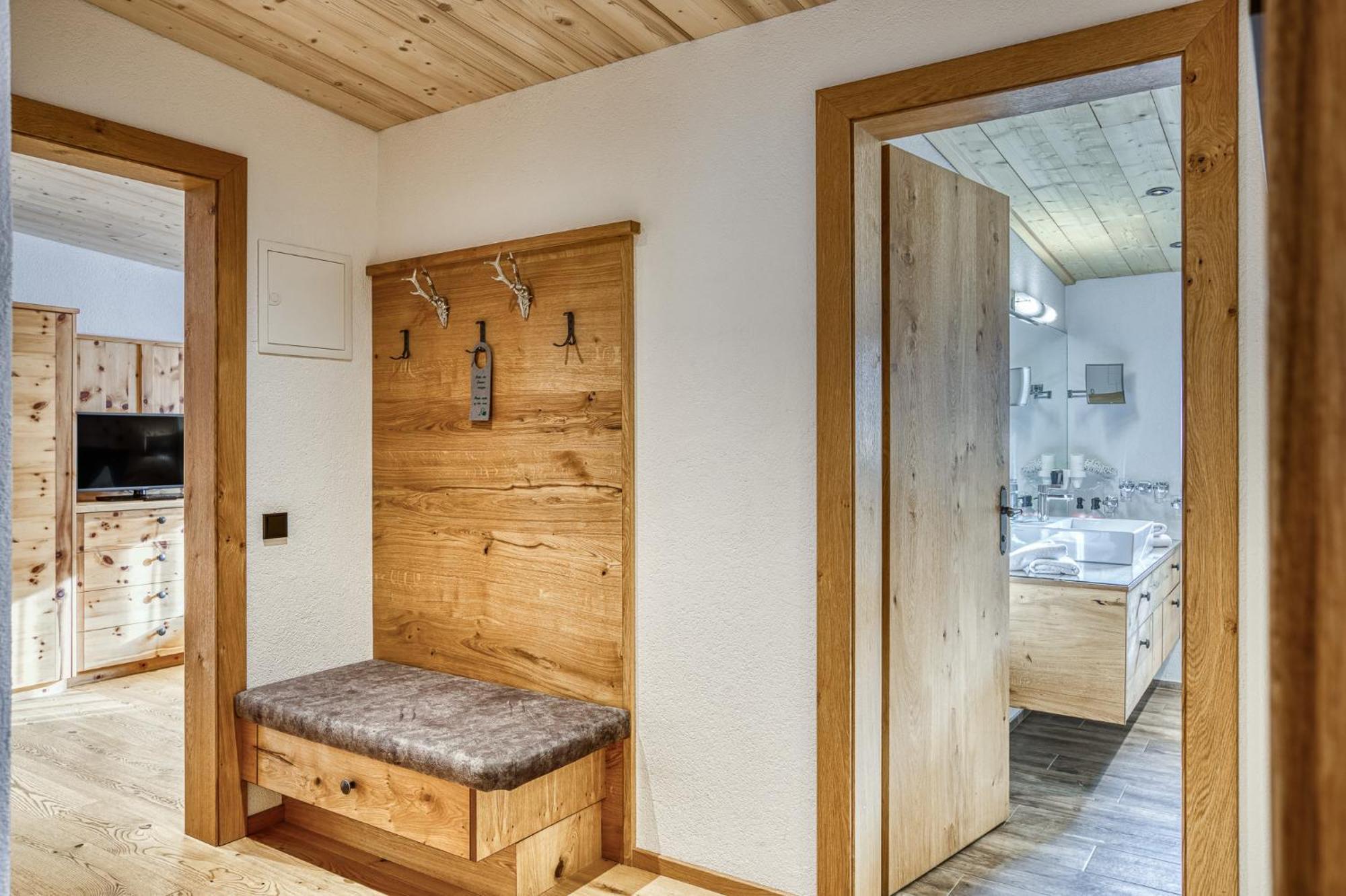 Hotel Alpenstolz 미에더스 객실 사진