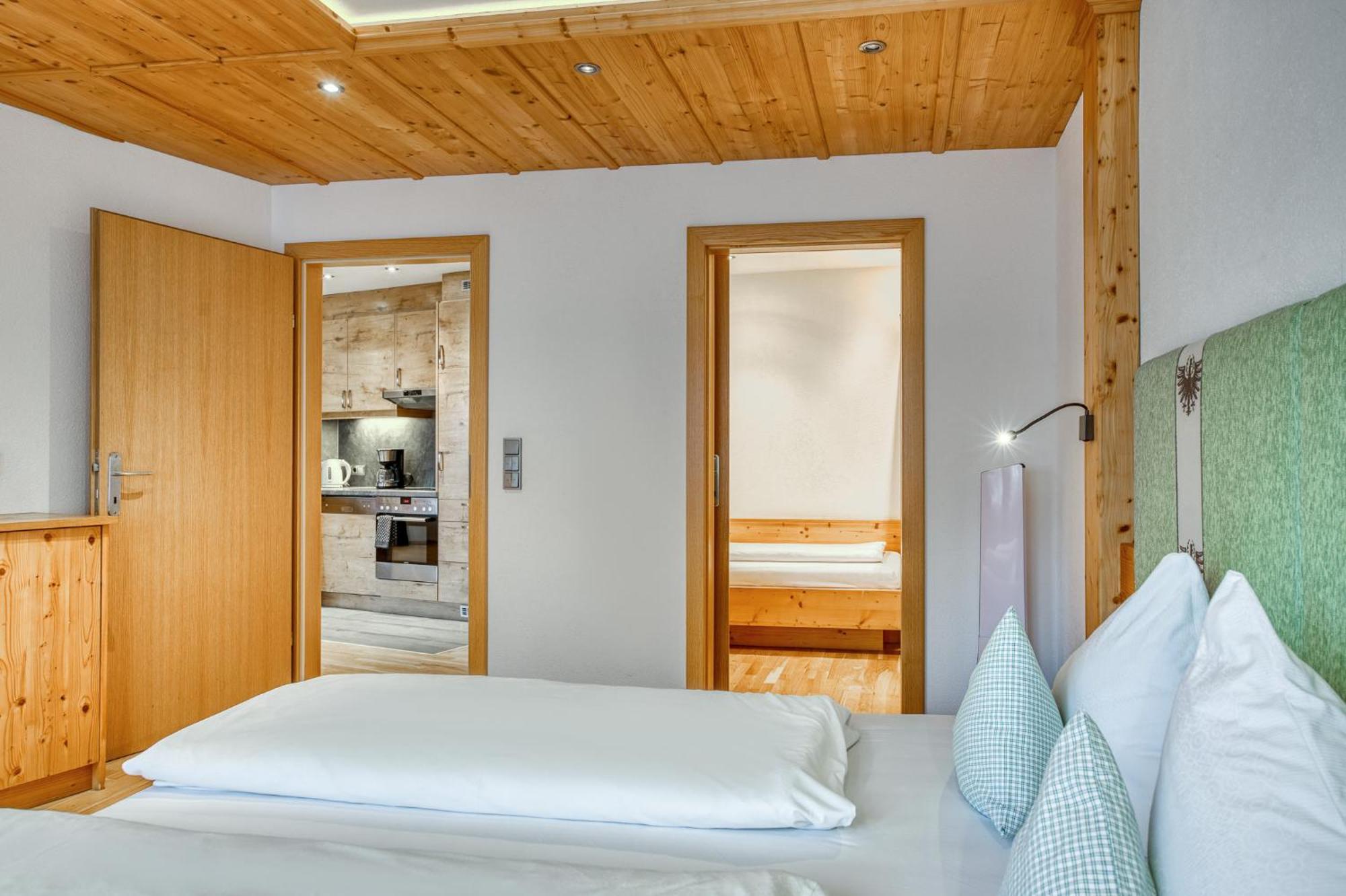 Hotel Alpenstolz 미에더스 객실 사진