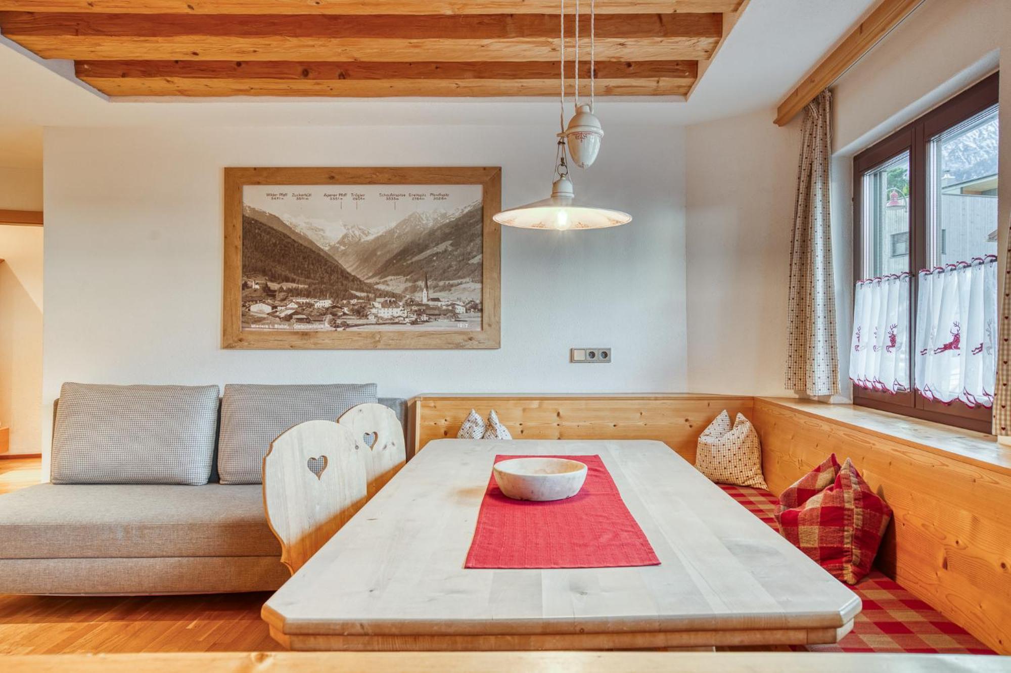 Hotel Alpenstolz 미에더스 객실 사진